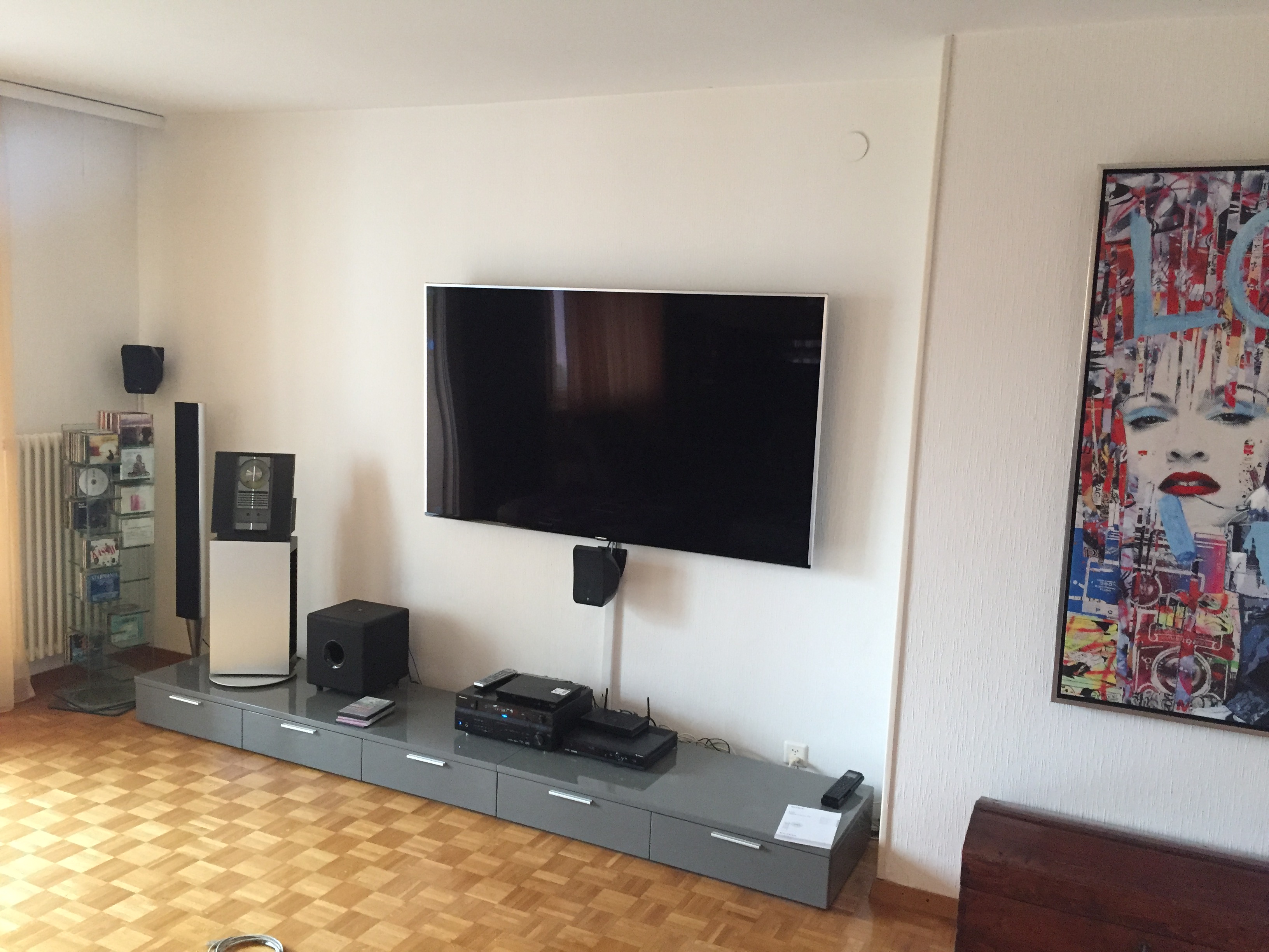 TV 75'' support fixe