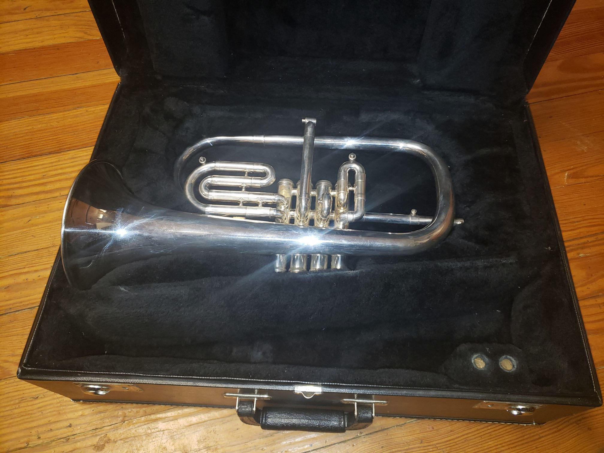 Getzen Eterna 896S 4-Valve Silver Flugelhorn!