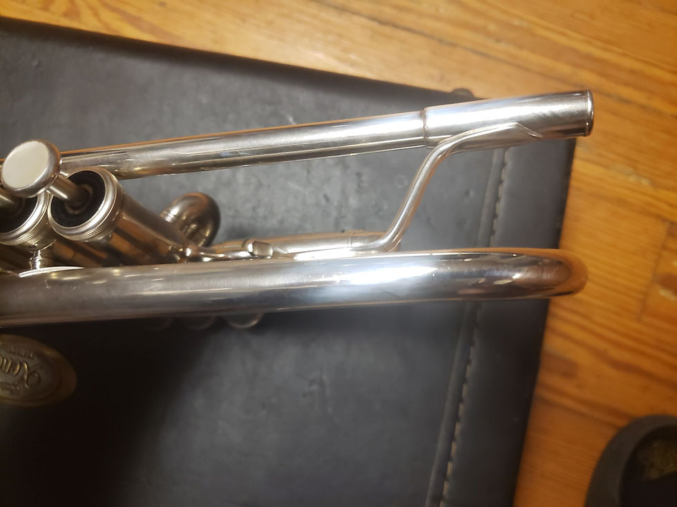 Thumbnail: Yamaha Xeno 8335GS Silver Trumpet W/ Gold Brass Bell!