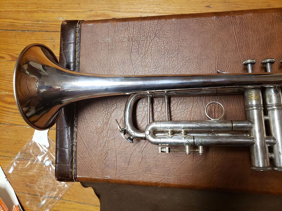 Thumbnail: Bach Stradivrius 180S37 37* Silver Bb Lightweight Trumpet