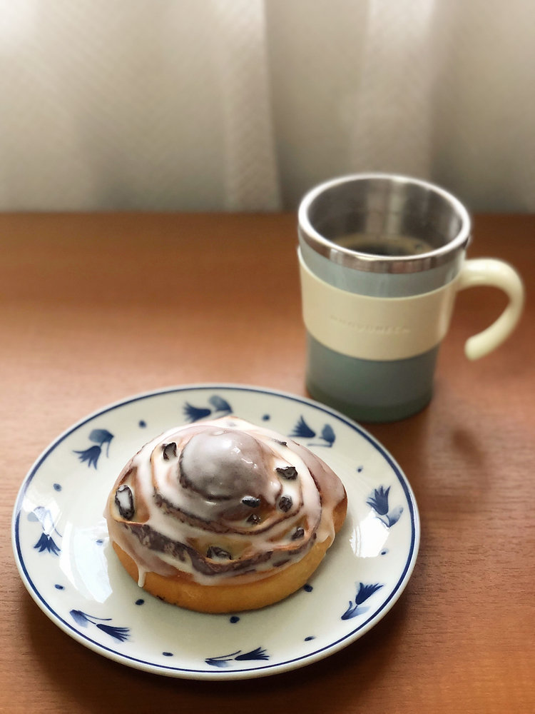 シナモンパン 今日のパン ベイシア 『発酵バターのシナモンロール』 ベイシア