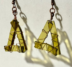 Amber Triangle Earrings2