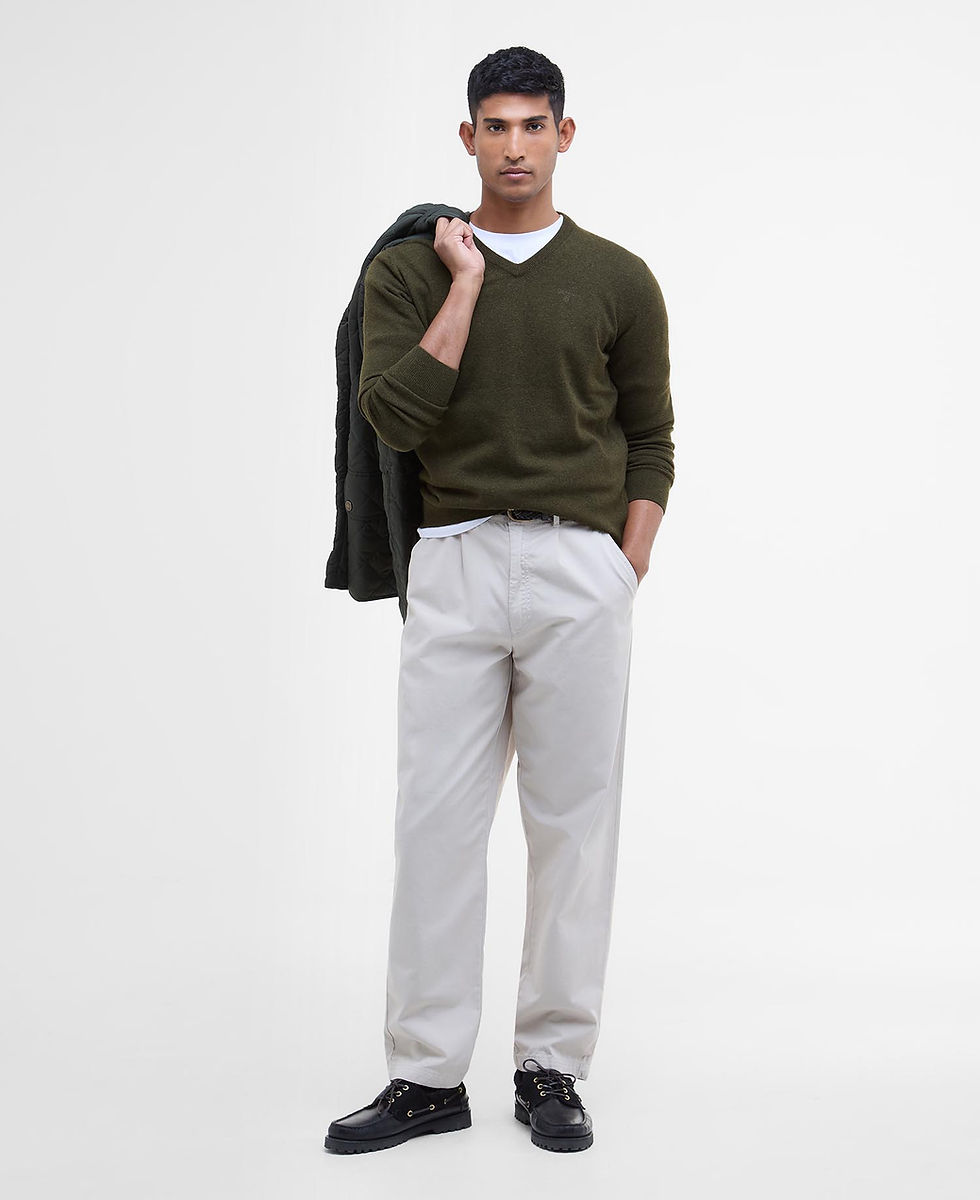 Thumbnail: Essential Lambswool V-Neck Sweater - Seaweed