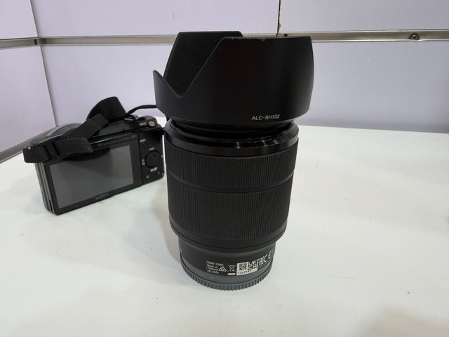 Sony Alpha 5000 ILCE-5000 — imagen 3
