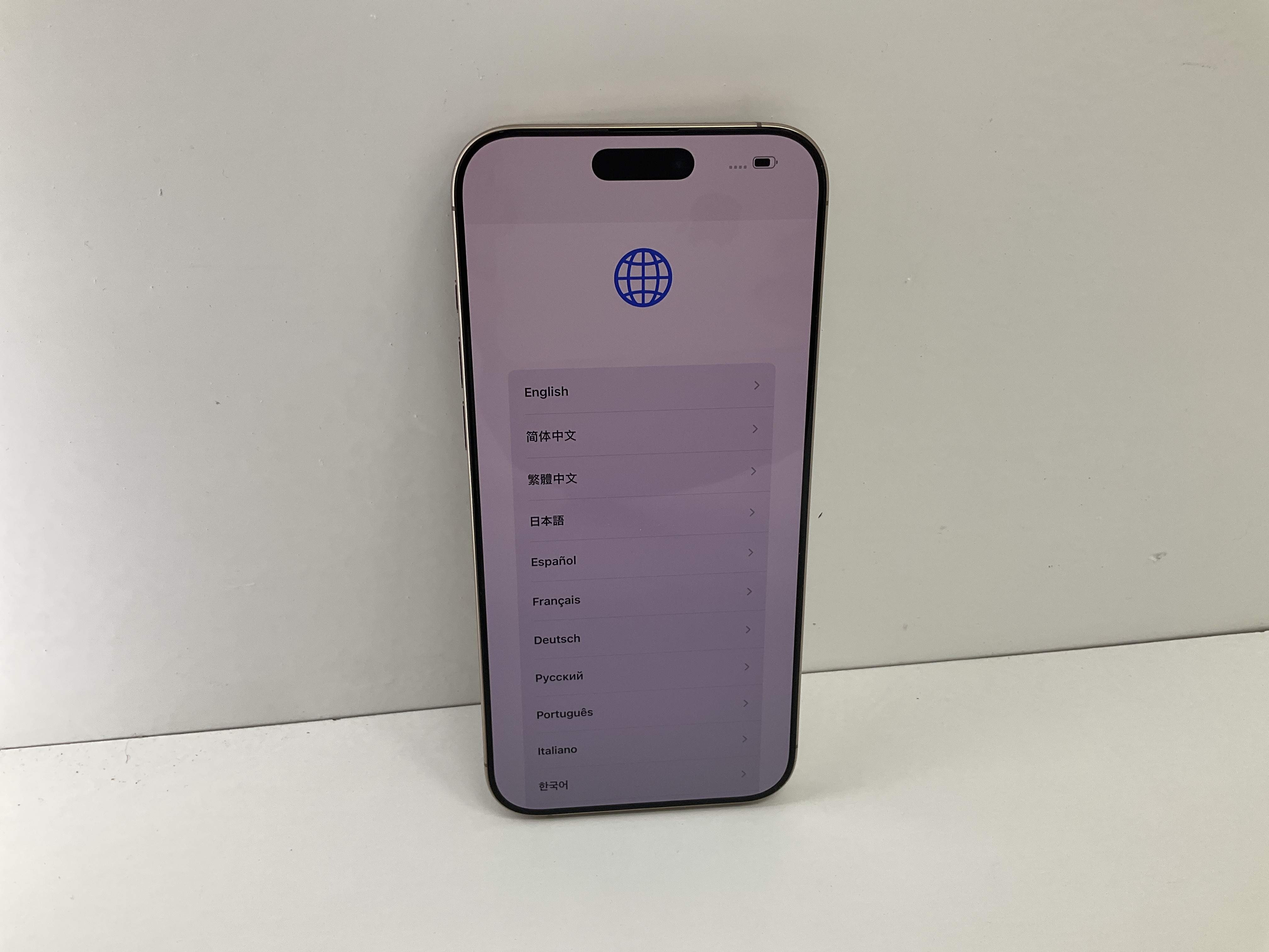 Apple iPhone 16 Pro Max de 256GB en Titanio Natural — imagen 4