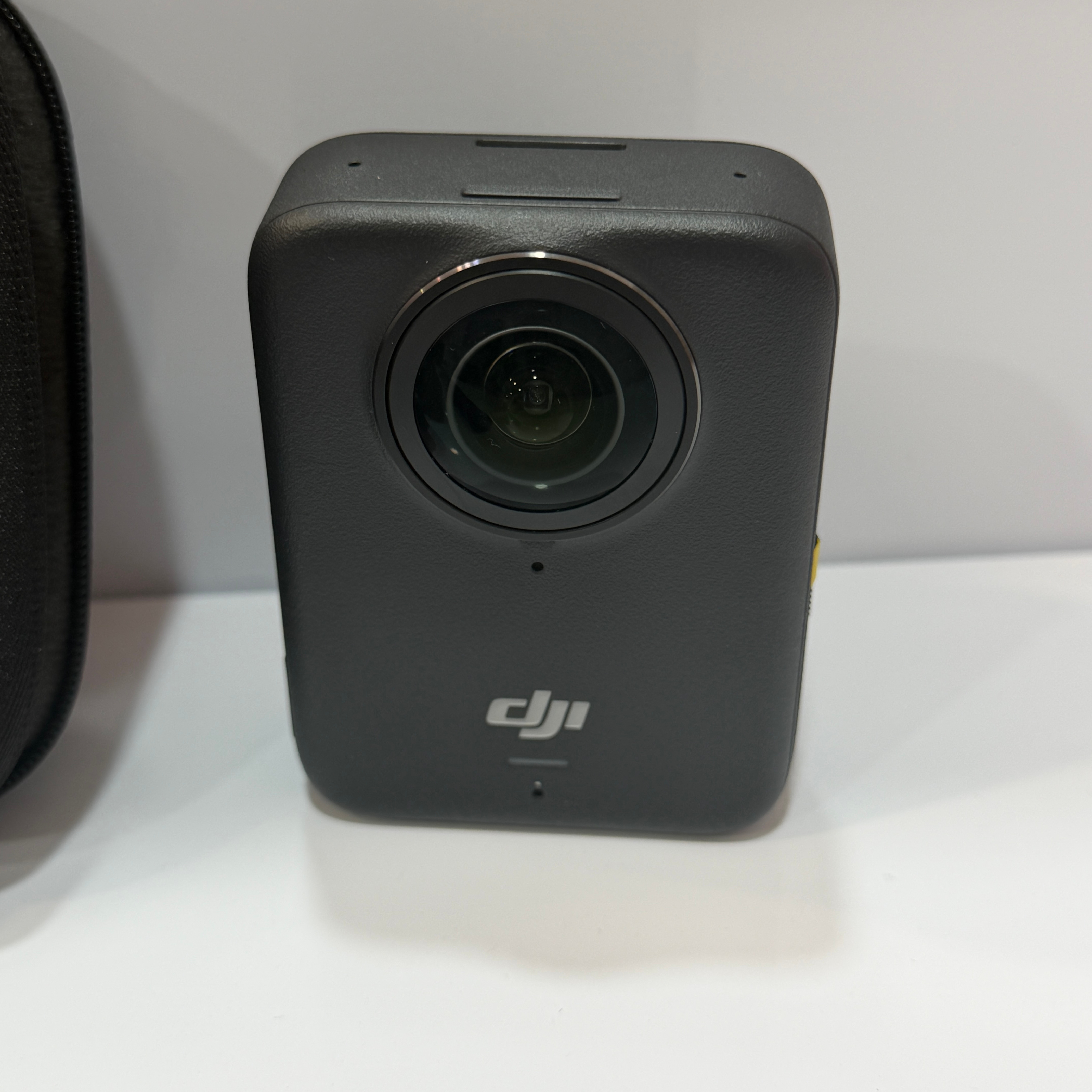 Camara ultracompacta dji osmo 360 — imagen 3