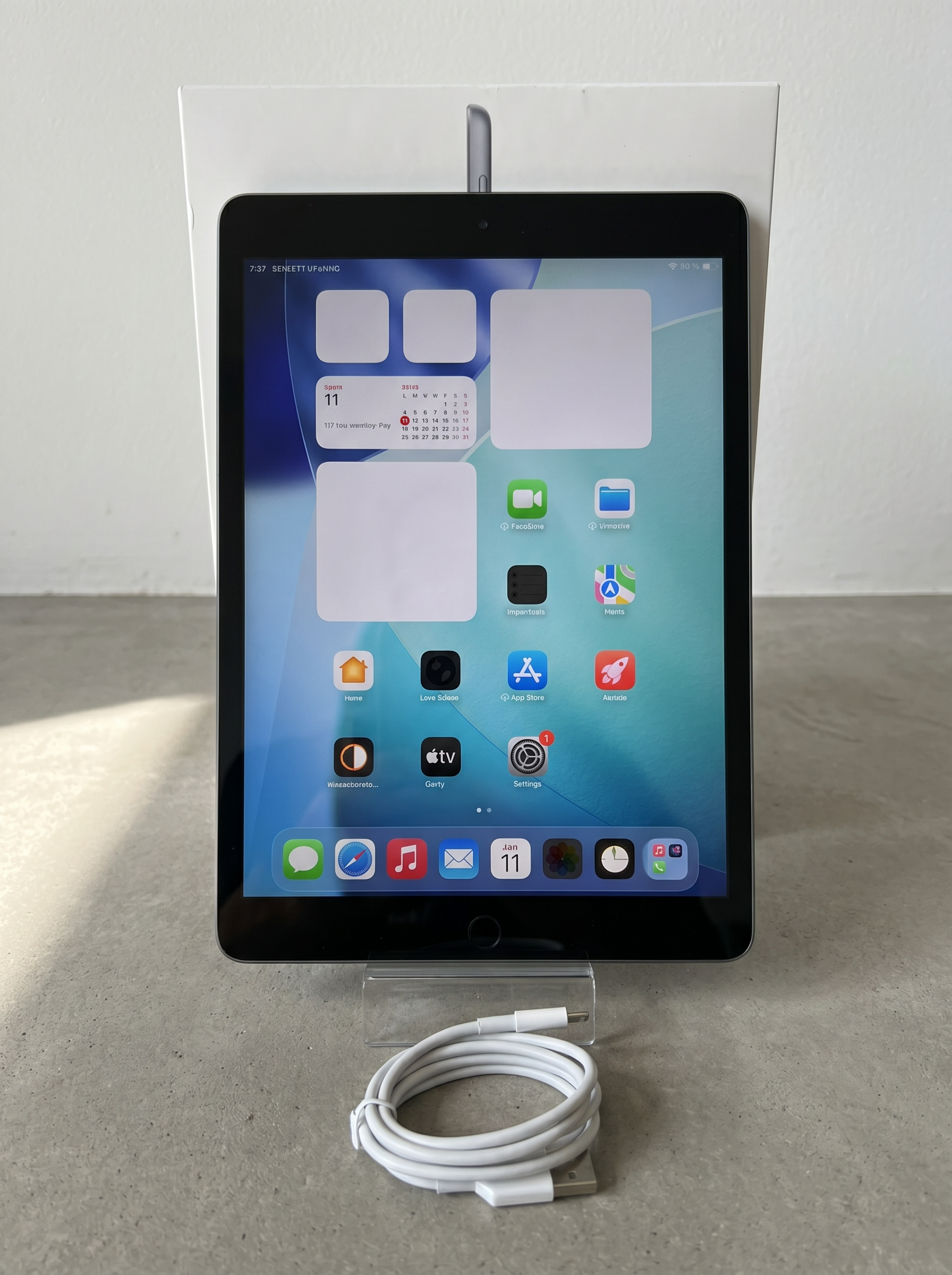 Apple iPad 9th Gen (A2602) 10.2" 64GB - Plata, WiFi