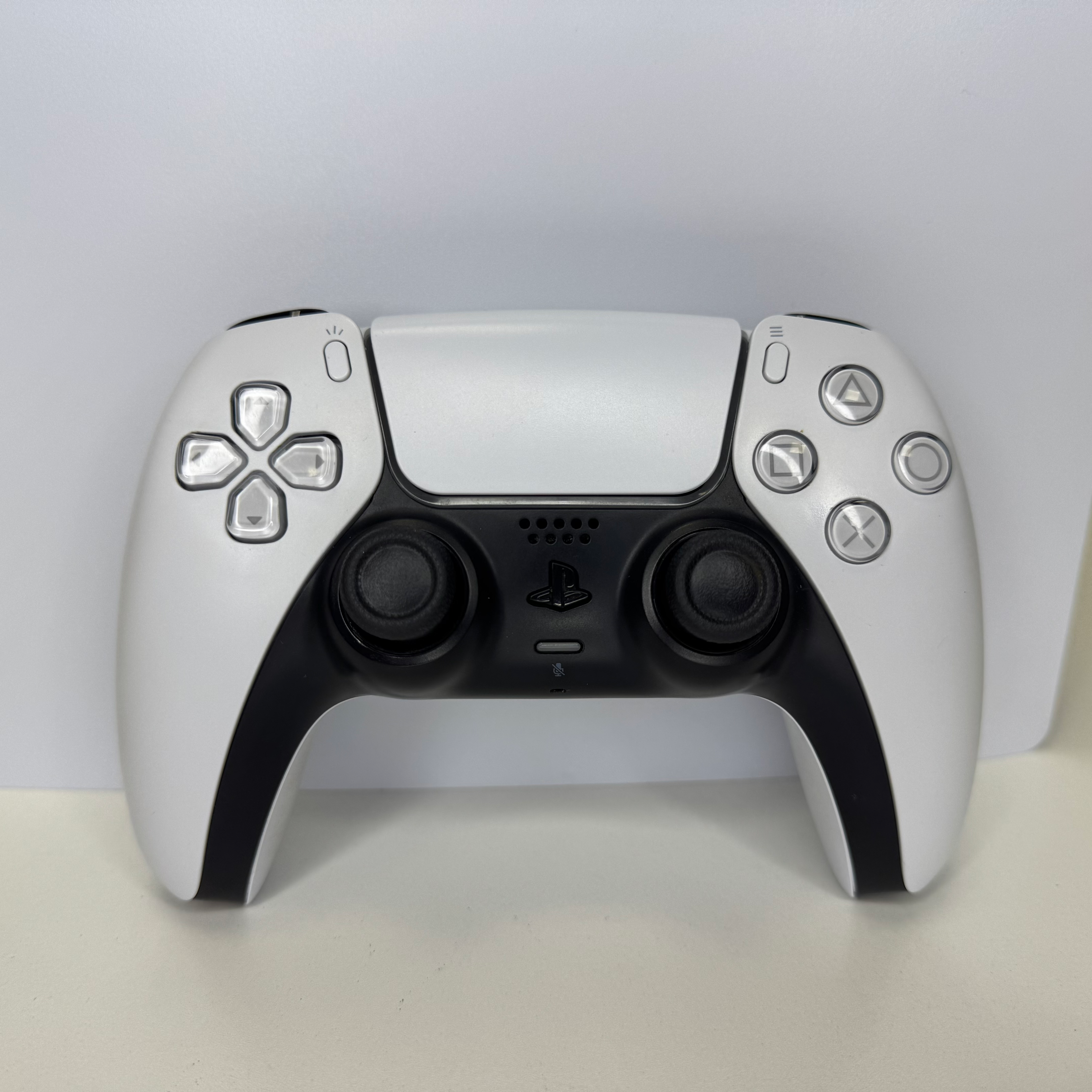 PS5 825GB con mando y caja — imagen 6