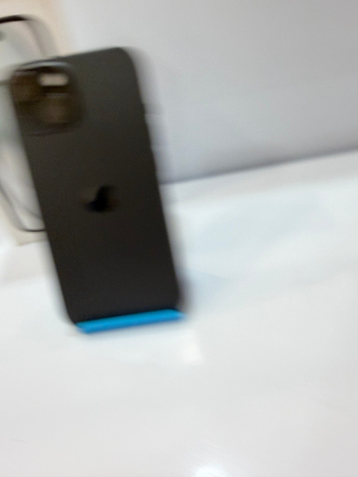 Apple iPhone 15 128GB Negro - Batería 86%