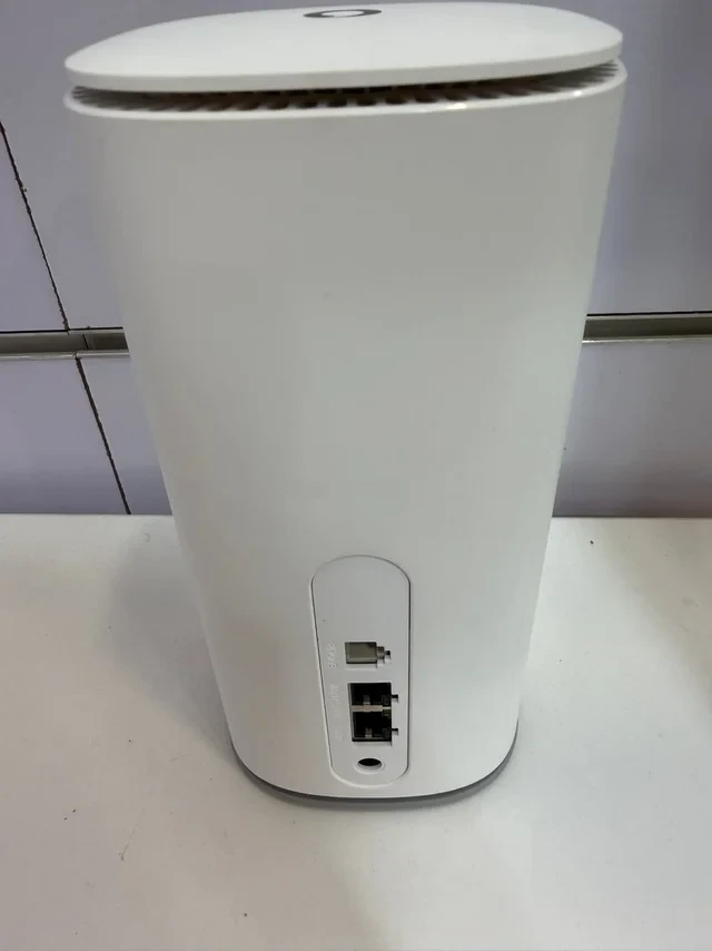 Router ZTE MC888 Ultra 5G — imagen 3