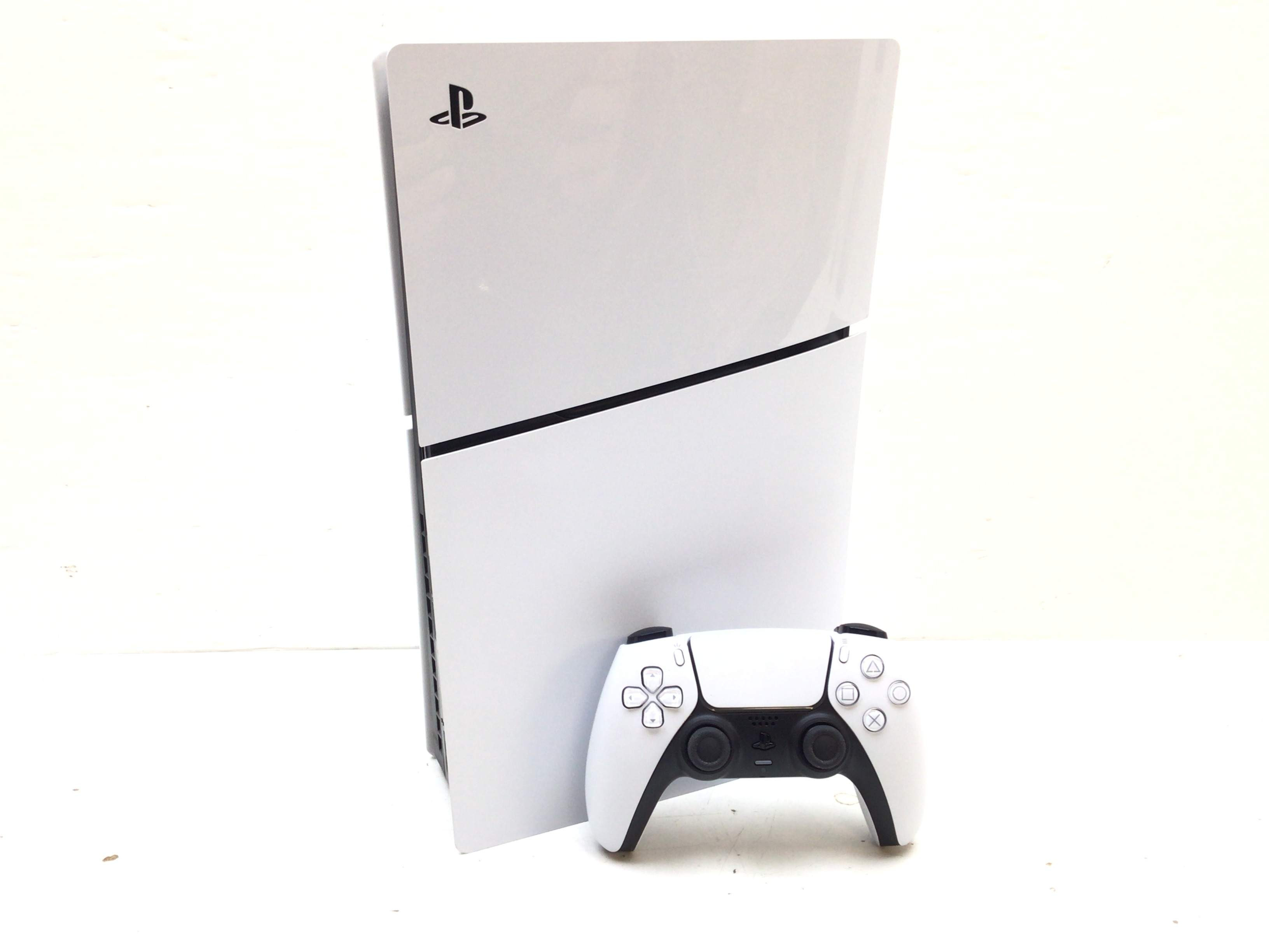 Consola Sony Ps5 Slim - mando incluido — imagen 4