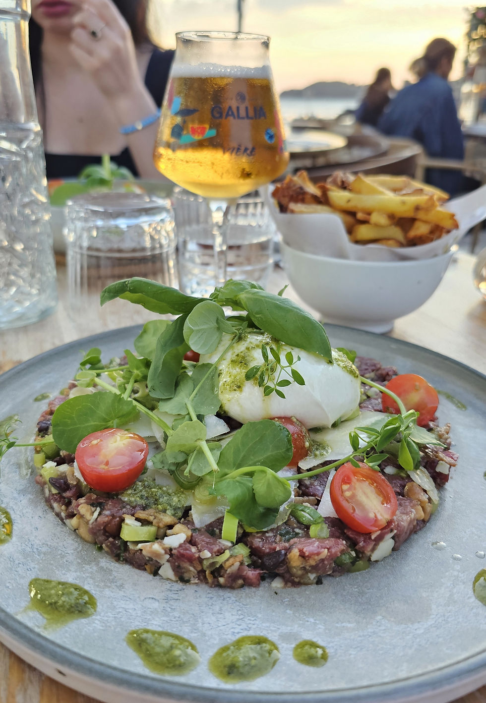 Tartare de bœuf au couteau et burrata