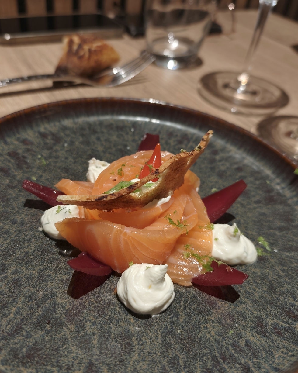 Gravlax de saumon, fromage frais et ciboulette/citron
