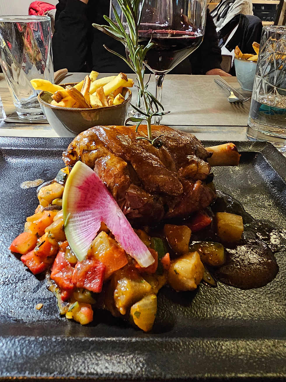 Souris d'Agneau braisée, jus réduit au thym