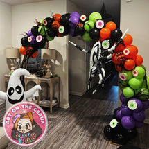 Halloween organic balloon arch for client in Ponchatoula, LA.