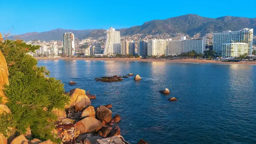 ¡Find the best things to do in Acapulco, book now with Volaris!
