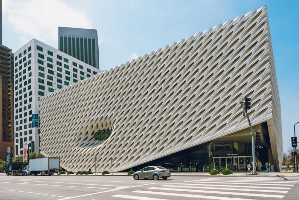 Exterior del Museo The Broad en Grand Avenue