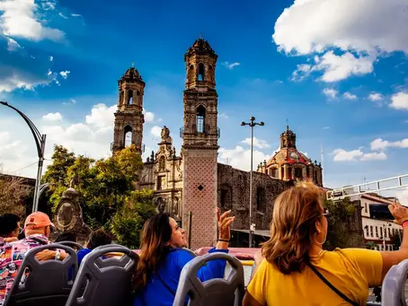 Foto tomada desde bus turístico en la Ciudad de México
