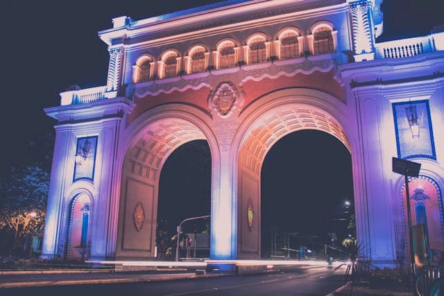 Arches of Guadalajara, an iconic landmark of the city.