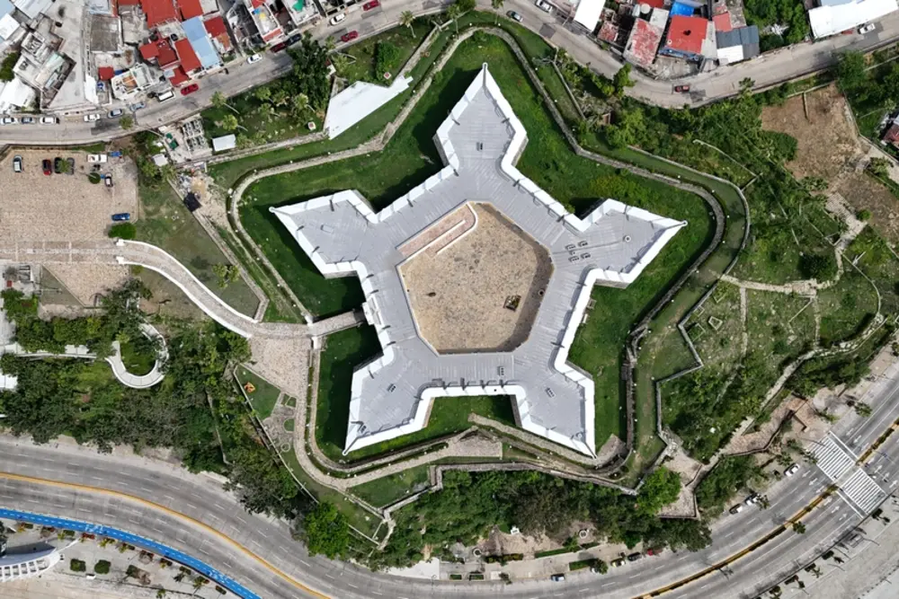 Vista aérea del Fuerte de San Diego, Acapulco