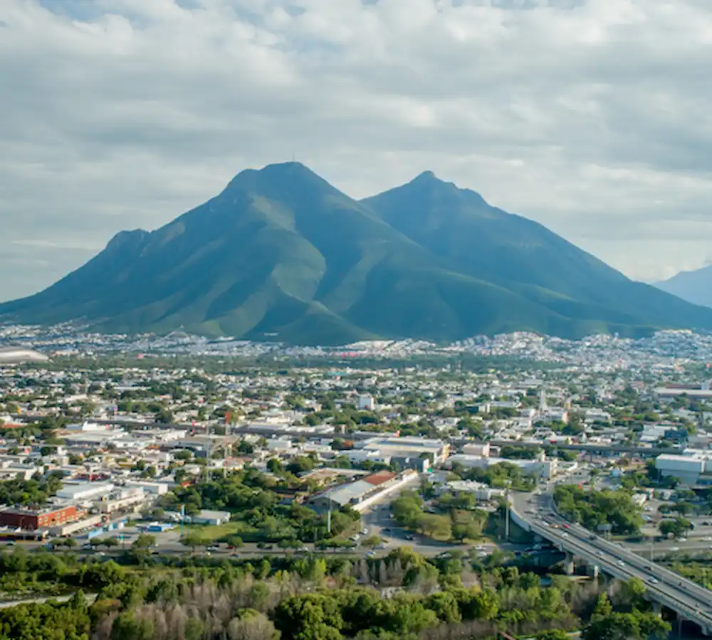 vista aérea de la ciudad de monterrey