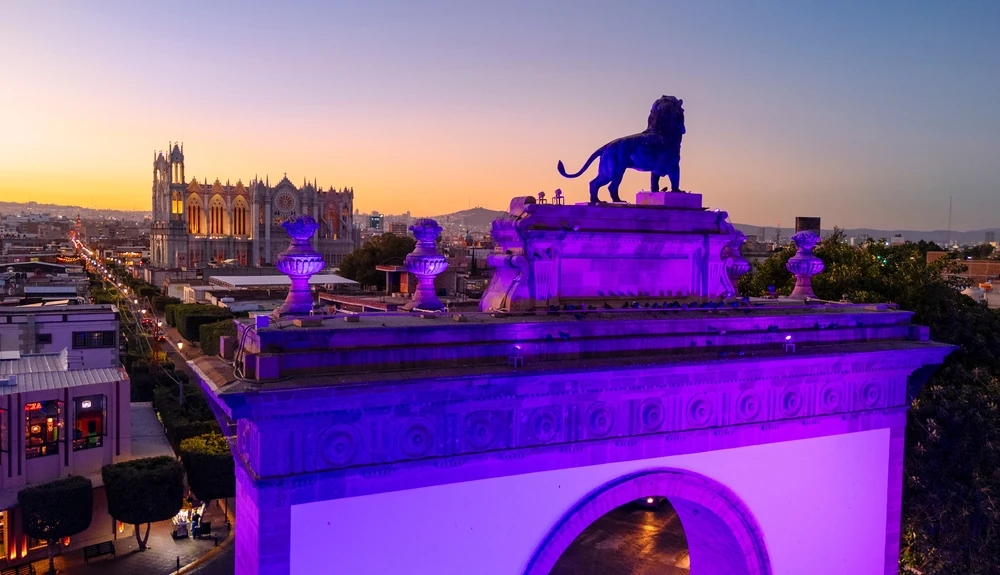 Aerial view of Leon landmark at Calzada de los Heroes, with Sanctuary at the back and the sunset sky.
