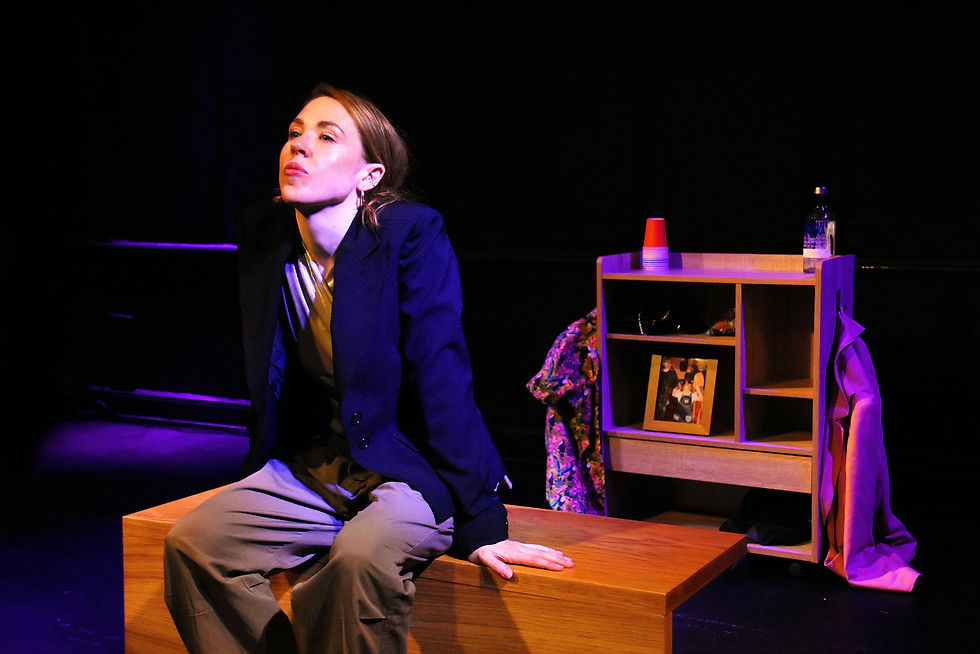 Edinburgh Artist Interview: Eleanor Higgins from Wanted