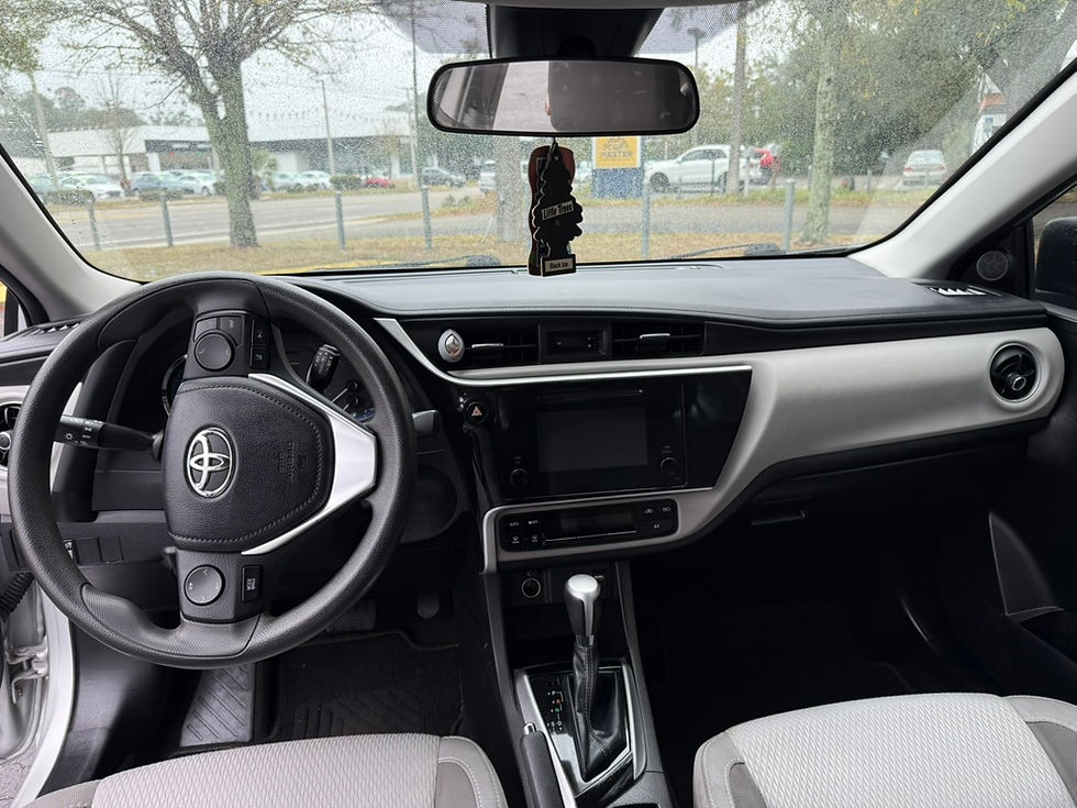 Thumbnail: 2020 Toyota Corolla LE