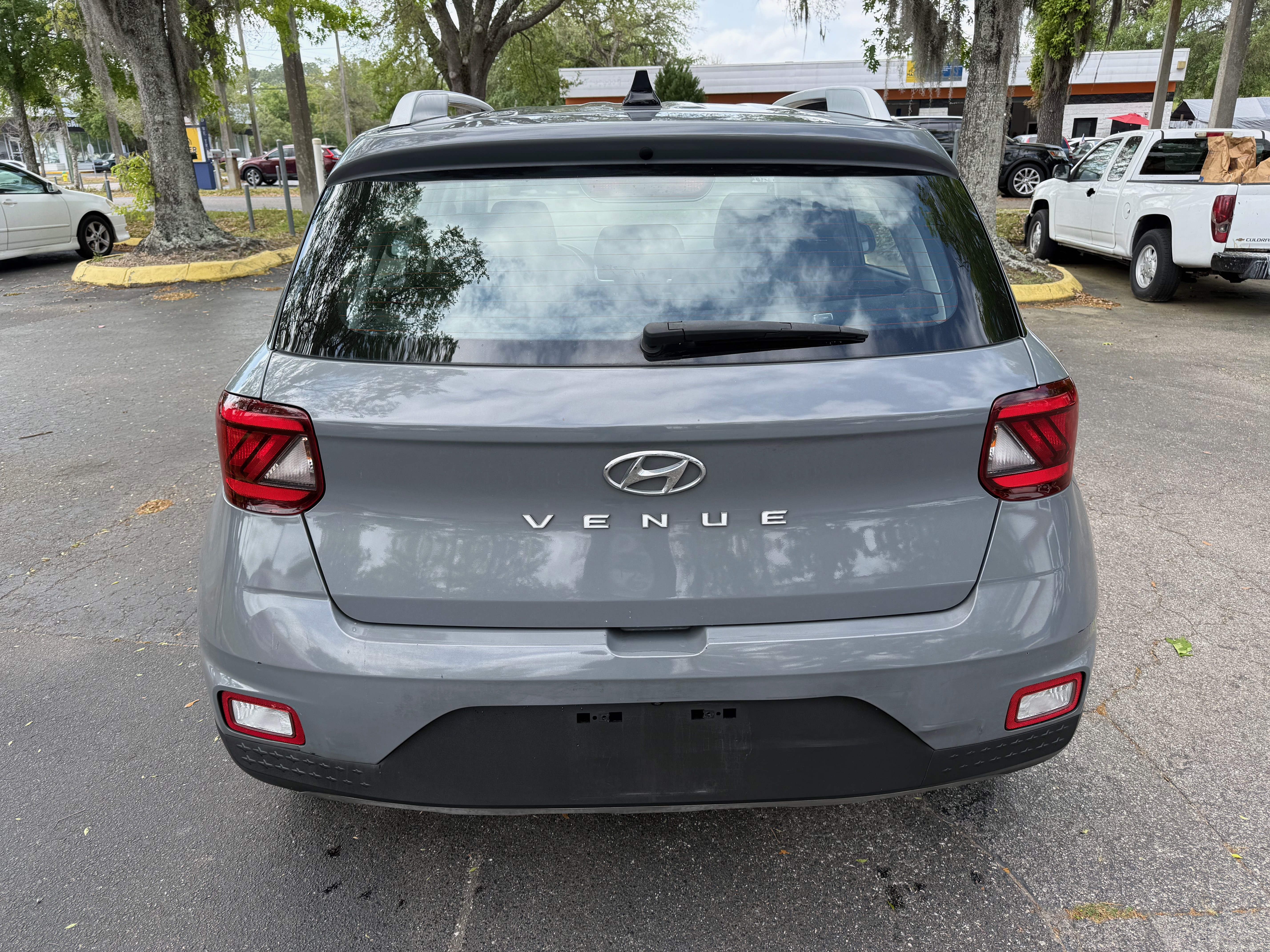 2021 Hyundai Venue SEL - Photo 6