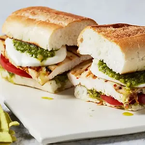 Grilled Chicken Pesto