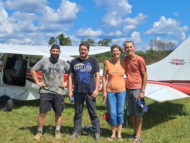 Eine Tagesreise zu Klassens nach Pto. Breu (Grenze nach Brasilien).