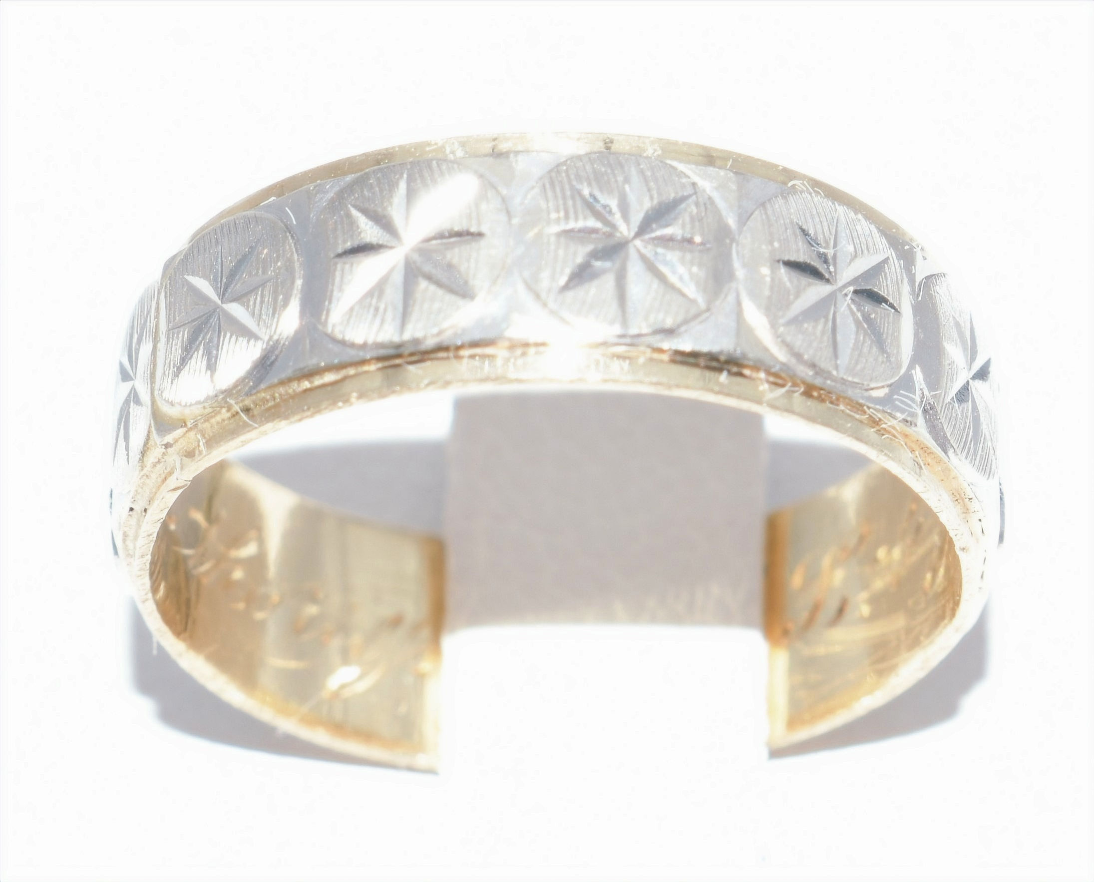 two-tone gold band