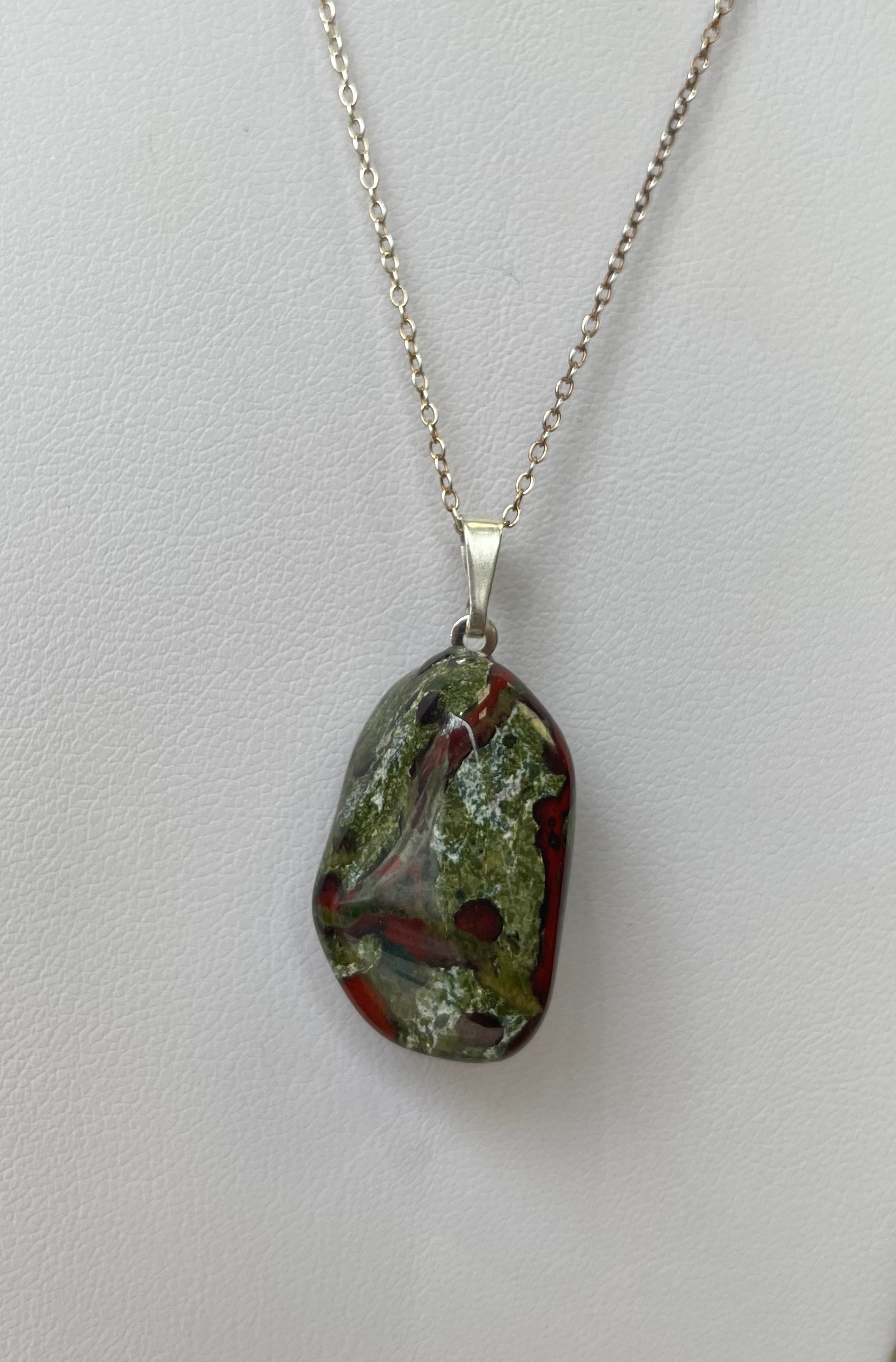 Pendentif Jaspe Sang de Dragon