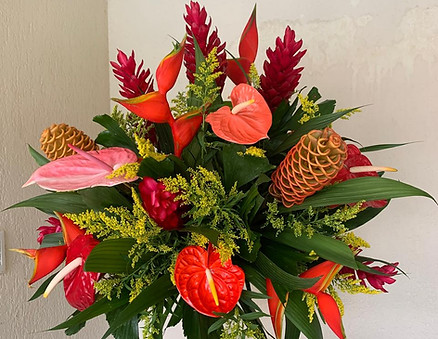 Arranjo de flores vermelhas