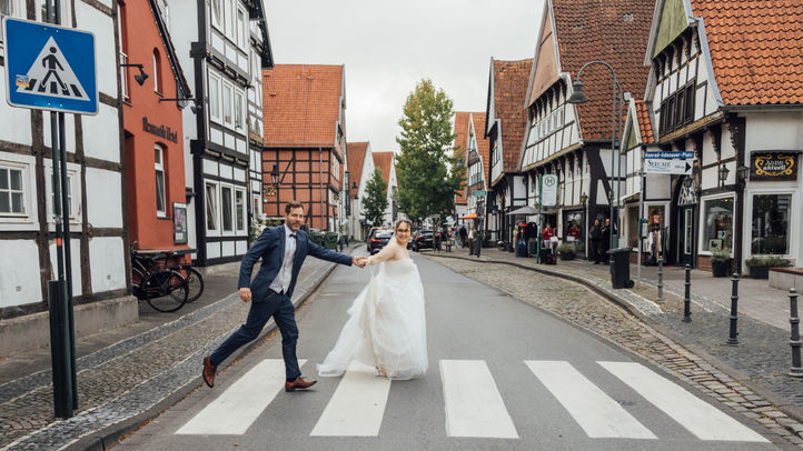Hochzeitsfotografie, Wedding Photography, huwelijksfotograaf,  trouwfotograaf, photographie de mariage, photographe de mariage, Hochzeitspaar, couple de maries, bruidspaar, Leuk, Lüttich, Liege, Kelmis, Maastricht, Aachen, Wallonie, Zuid Limburg, Vaals, Rheda.Wiedenbrück, Little Big Moments Fotografie