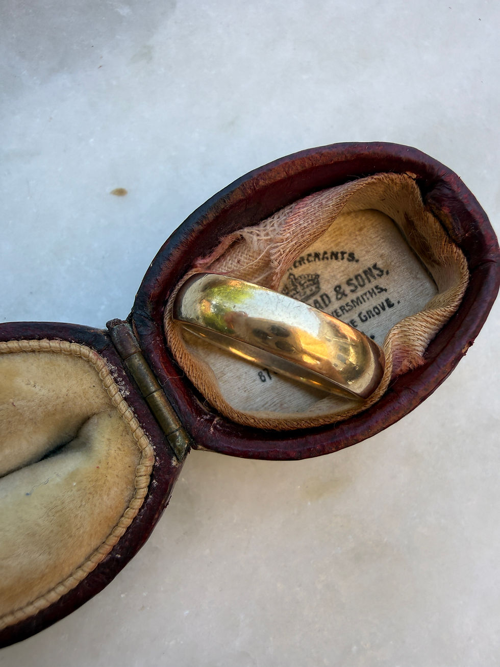 Thumbnail: Wide 9ct Yellow Gold Band (UK Q 1/2)