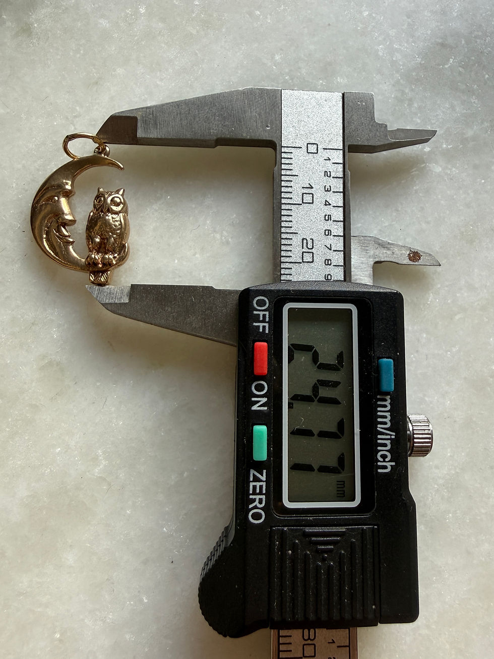 Thumbnail: Vintage (1958) 9ct Gold Solid Owl & Moon Charm Pendant