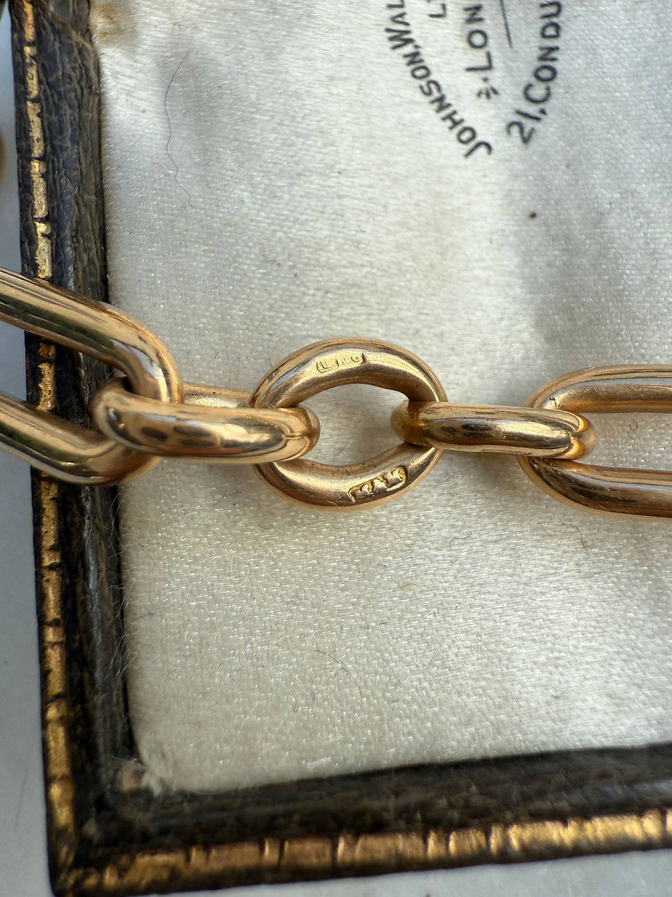 Thumbnail: Antique 18ct Fetter Link Watch Chain with Removable T bar Pendant