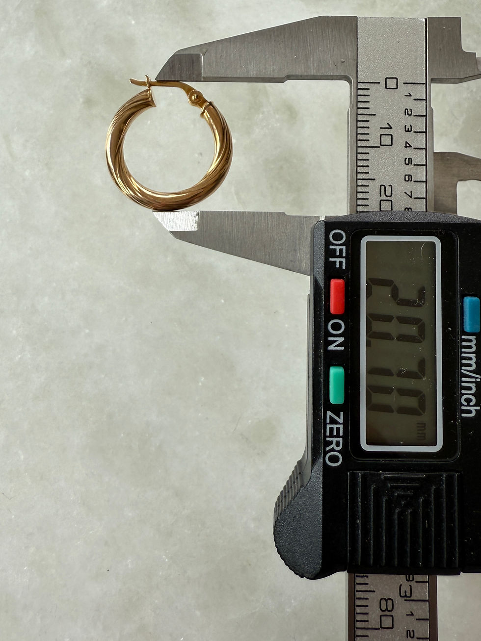 Thumbnail: Vintage 9ct Gold Twisted Hoops