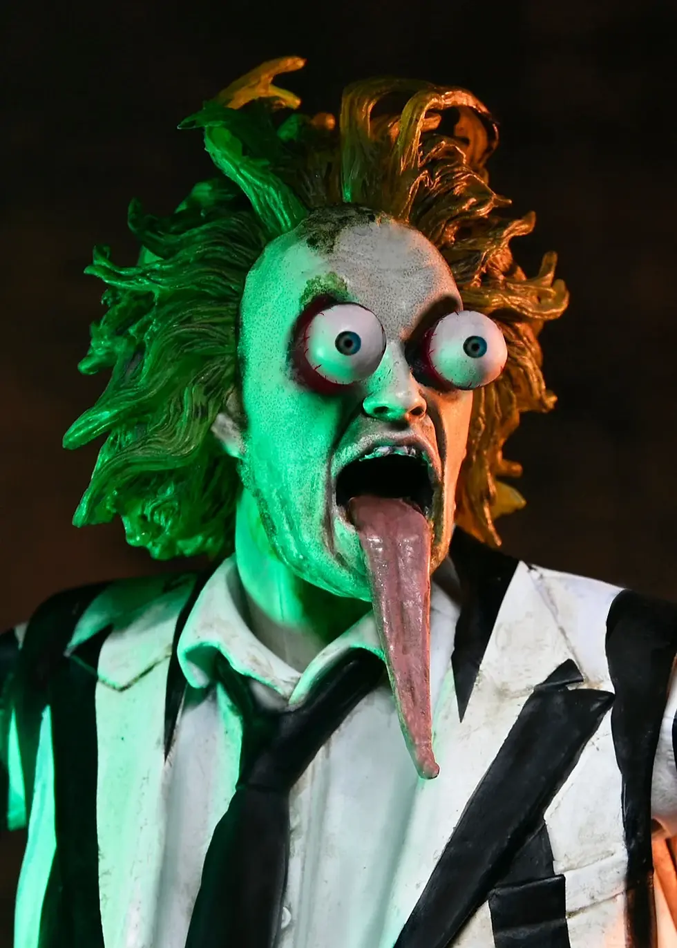 Thumbnail: Beetlejuice Beetlejuice - Ultimate Striped Suit Beetlejuice 7" Scale Action 