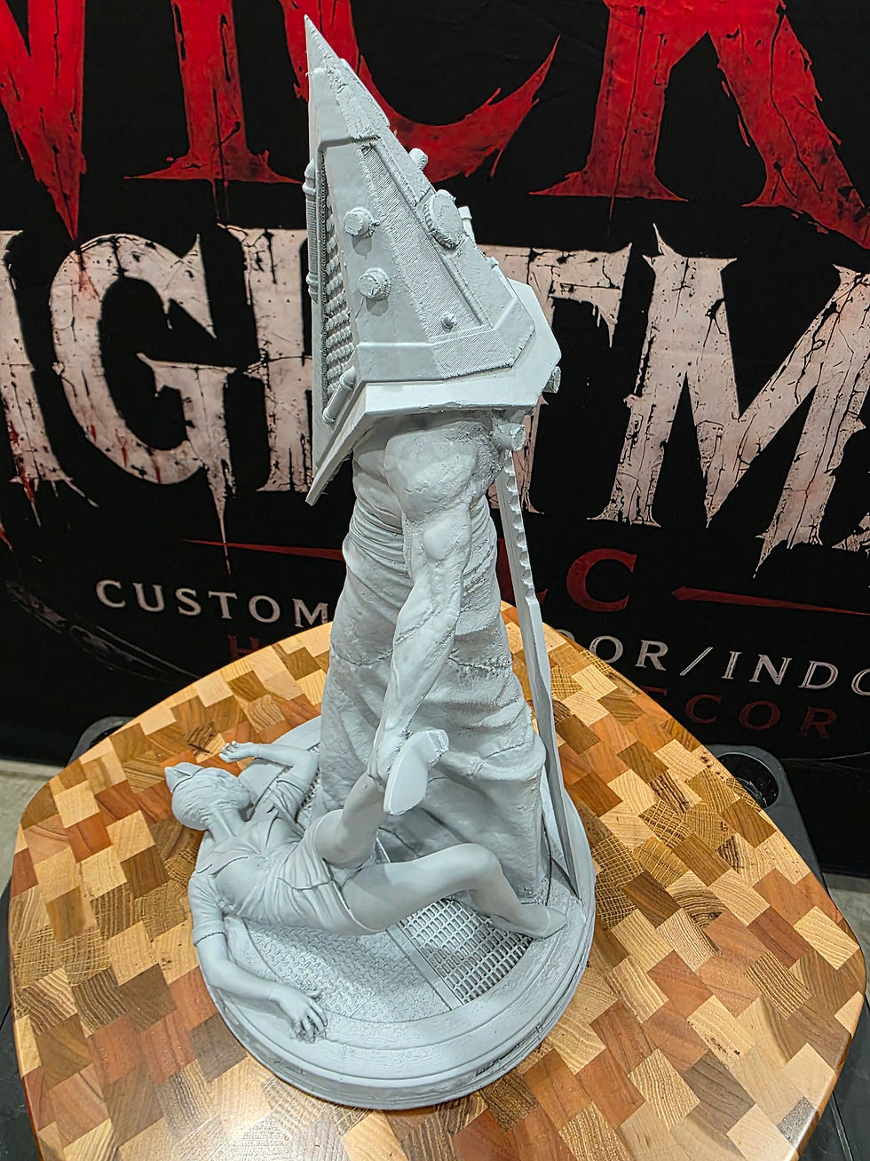 Thumbnail: Pyramid Head & Bubble Head Nurse 3D Printed Statue – *Silent Hill* 