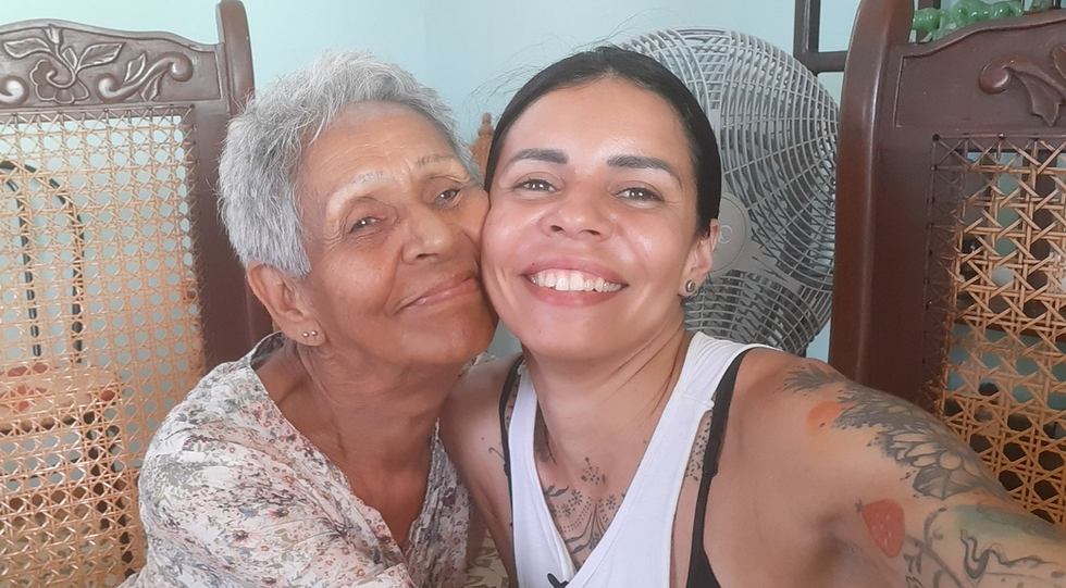 Mi abuela sabe lo que soy