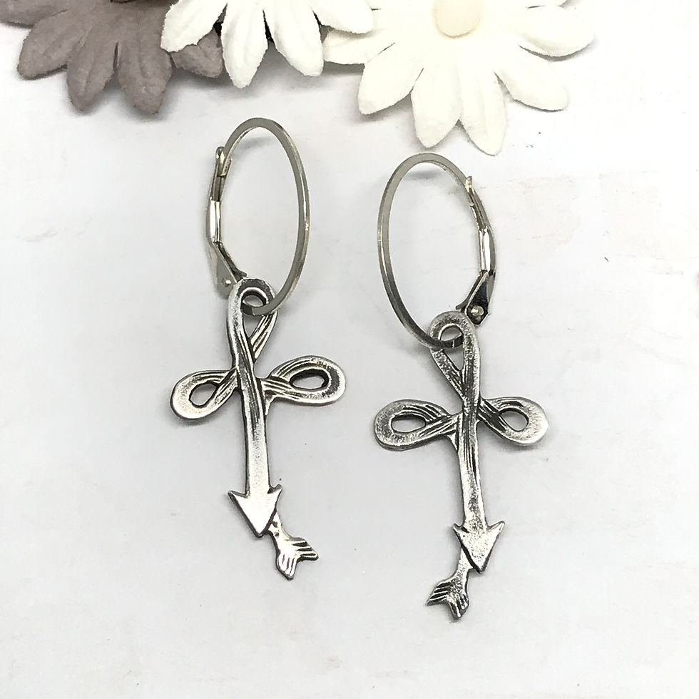 Cross Pattern Earrings/Lever Hoop