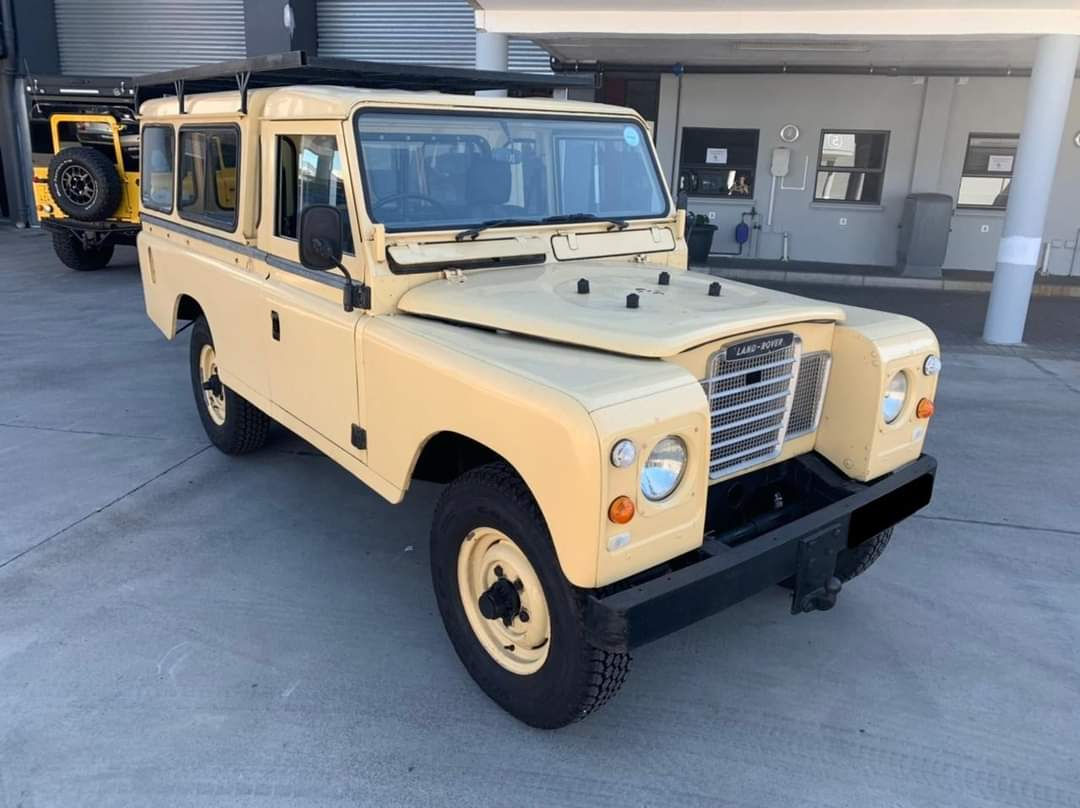 1973 Land Rover Series III 109 inch Station Wagon