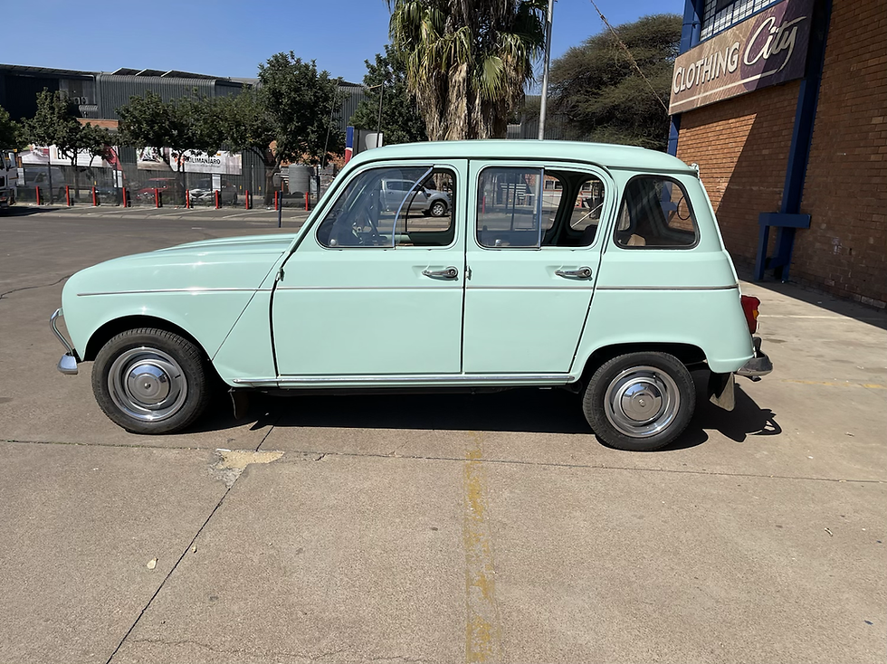 Thumbnail: 1975 Renault R4