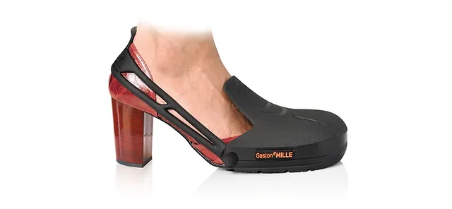 steel toe cap overshoes uk