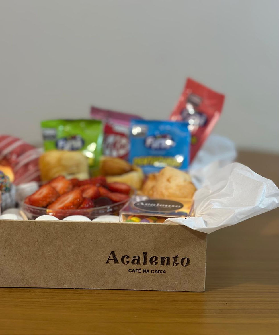 Caixa do Acalento, Café na Caixa, montada pelas empreendedoras Mariana de Lima e Gabriela Maas em Cascavel (PR) | Crédito da foto: Arquivo pessoal