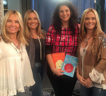 Cazabacterias haciendo prensa