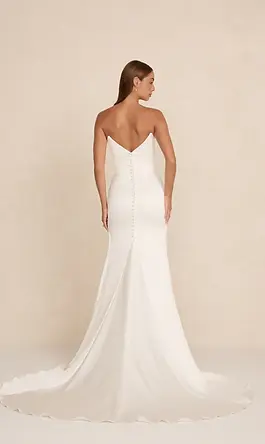MWLBRIDE_NATALIE_2.webp