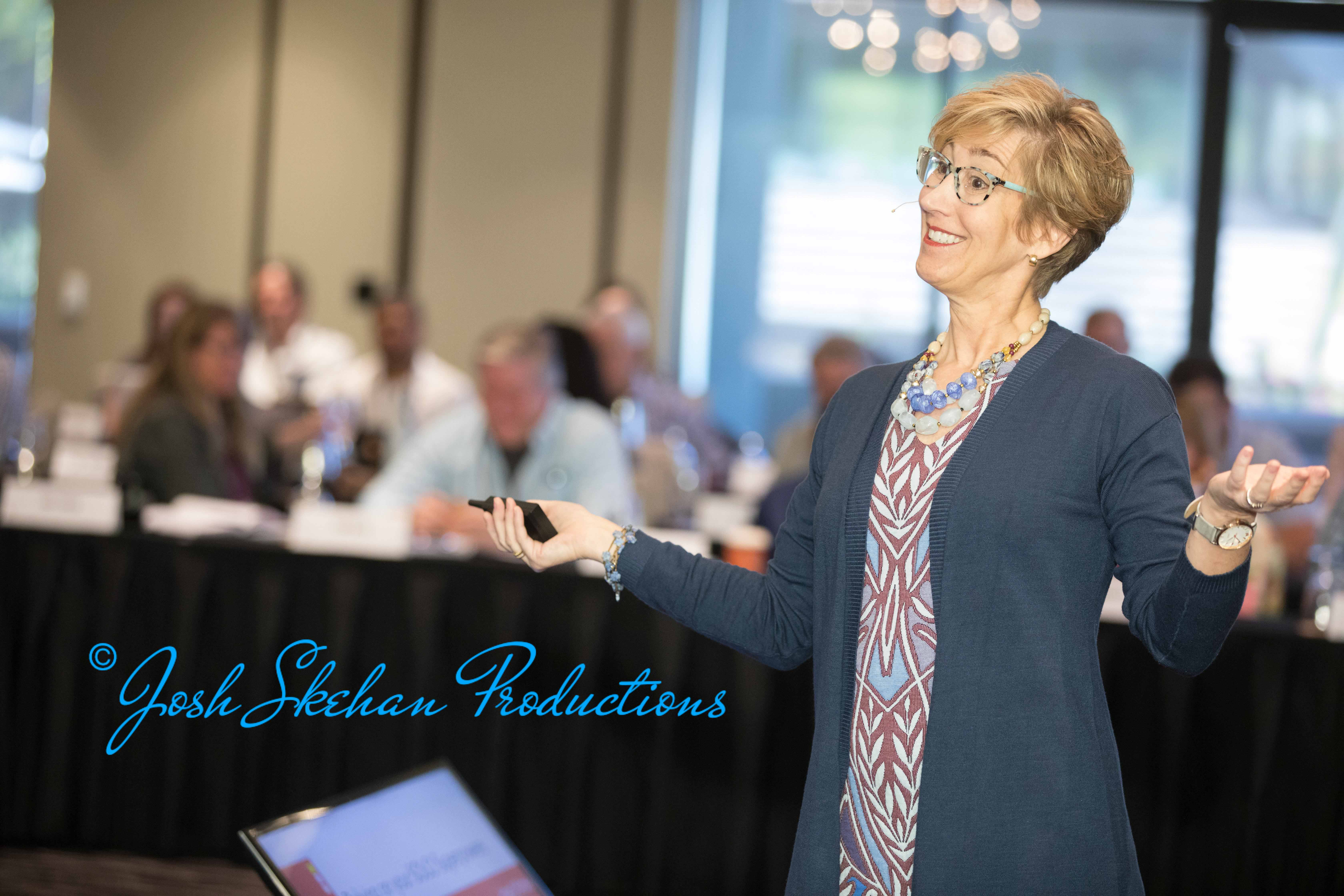 16 event photographer - conference photo
